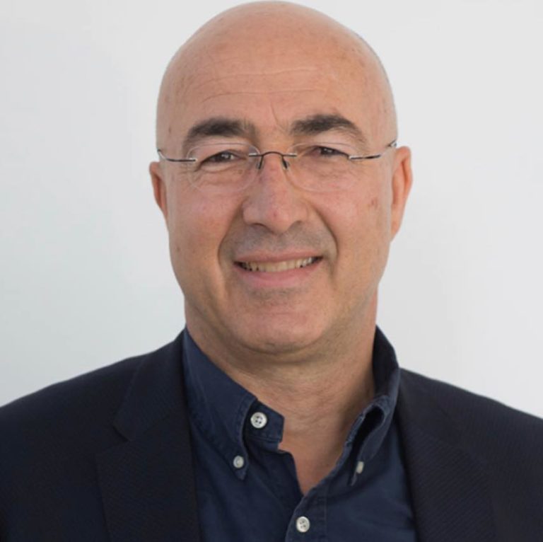 Yiannis Papazacharia