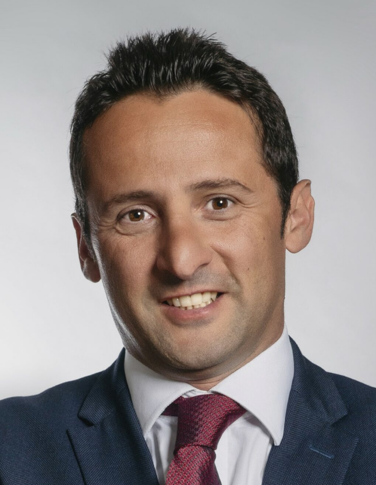 Photo-Kurt Hyzler-36.png