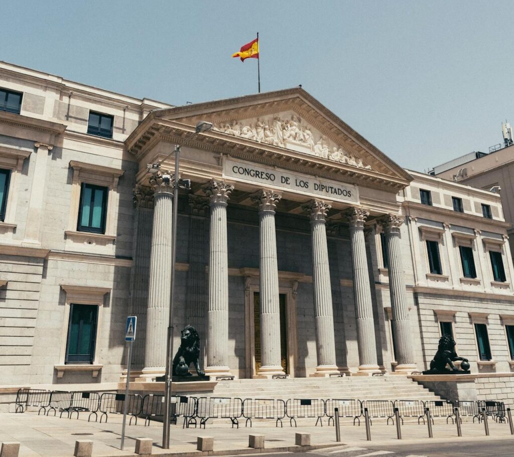 Pre-Lawsuit Negotiations in Spain | Global Law Experts