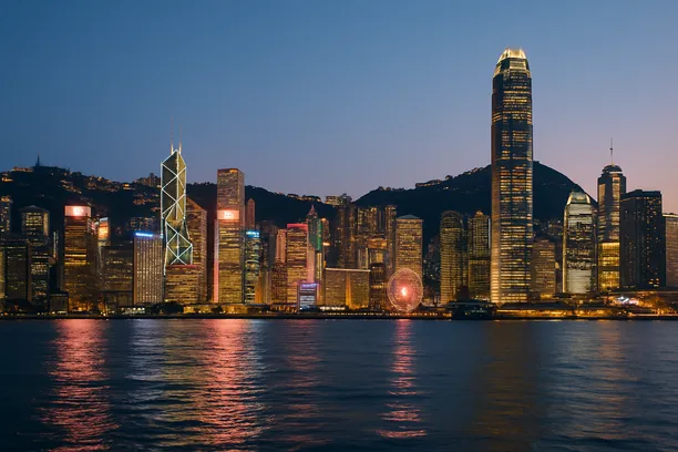 immigration lawyers hong kong